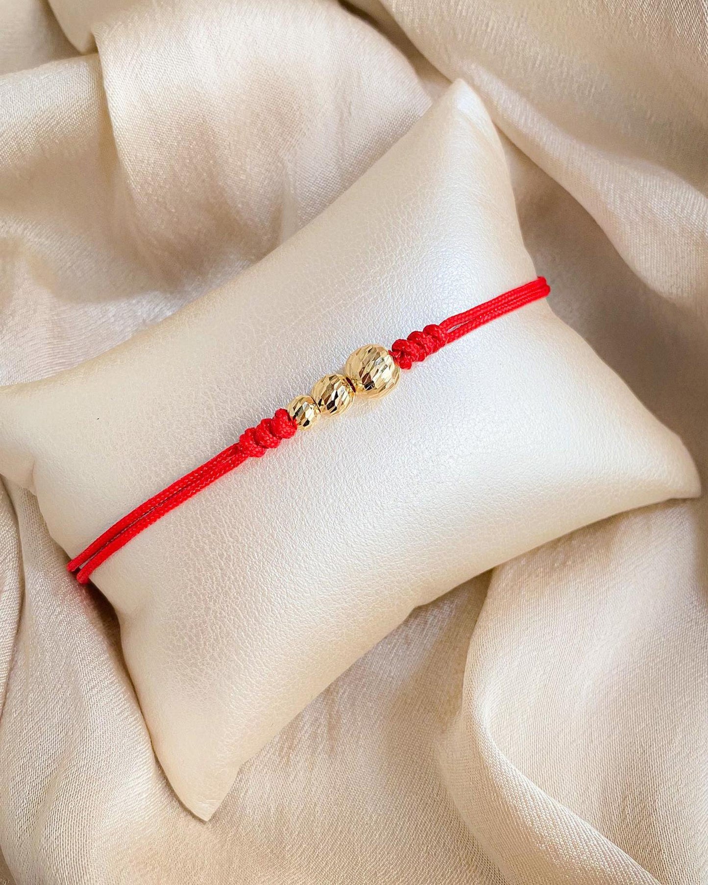 Amullator Pro Max – Amulette Cordon Rouge & Or 18K